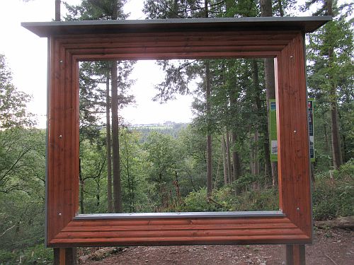 Rahmen mit Aussicht, nahe der Jungenwaldhütte